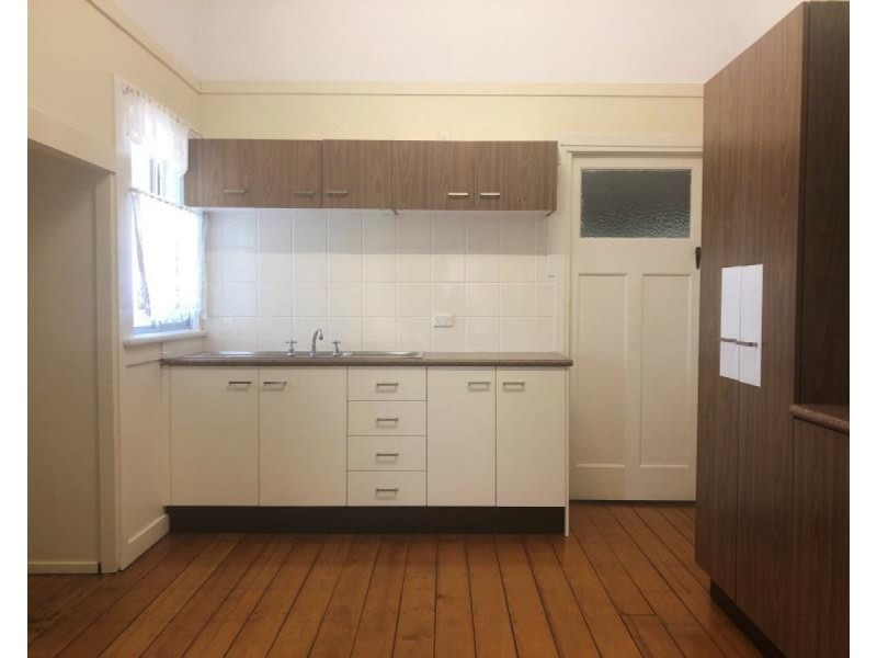 190 North Street, West Rockhampton QLD 4700